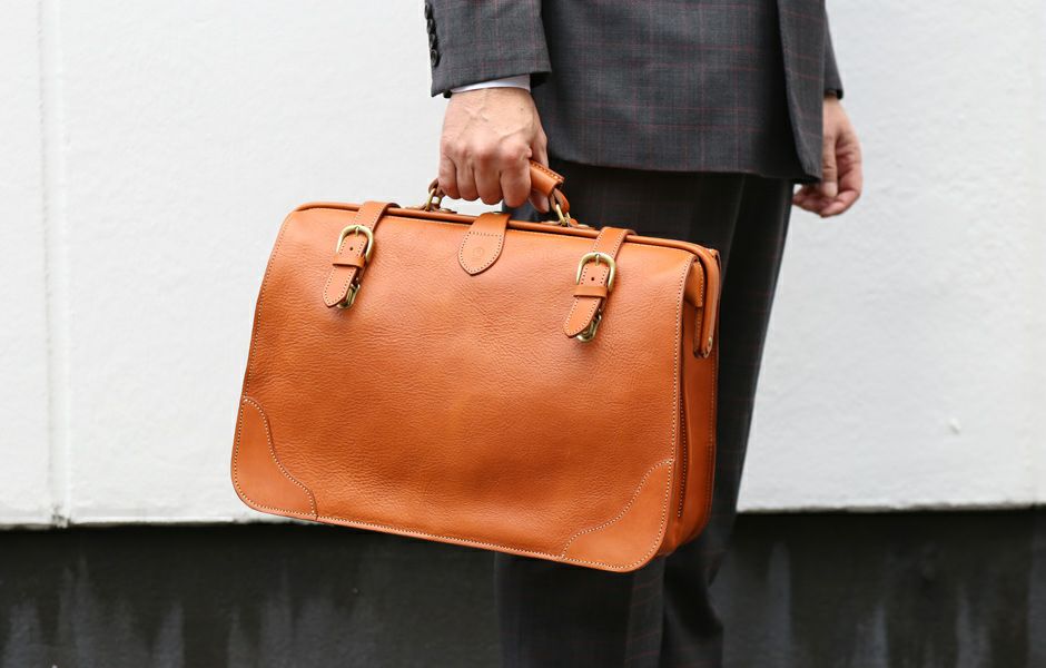 職人技の結晶。日本製・革のビジネスバッグで、毎日をもっとかっこよく。 ｜革鞄・革小物のPORCO ROSSO（ポルコロッソ）