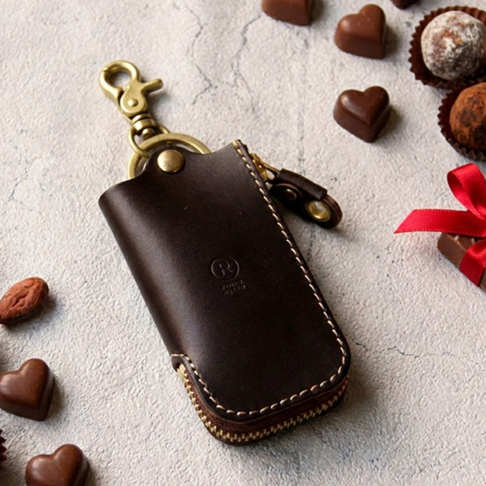 レザーZIPキーケース