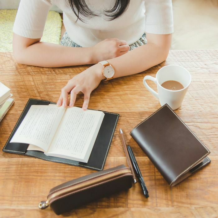 文庫本カバー｜革鞄と革小物のPORCO ROSSO（ポルコロッソ）