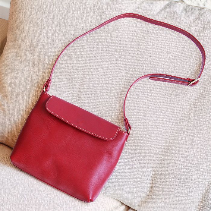 フラップスクエアショルダーバッグM｜PORCO ROSSO