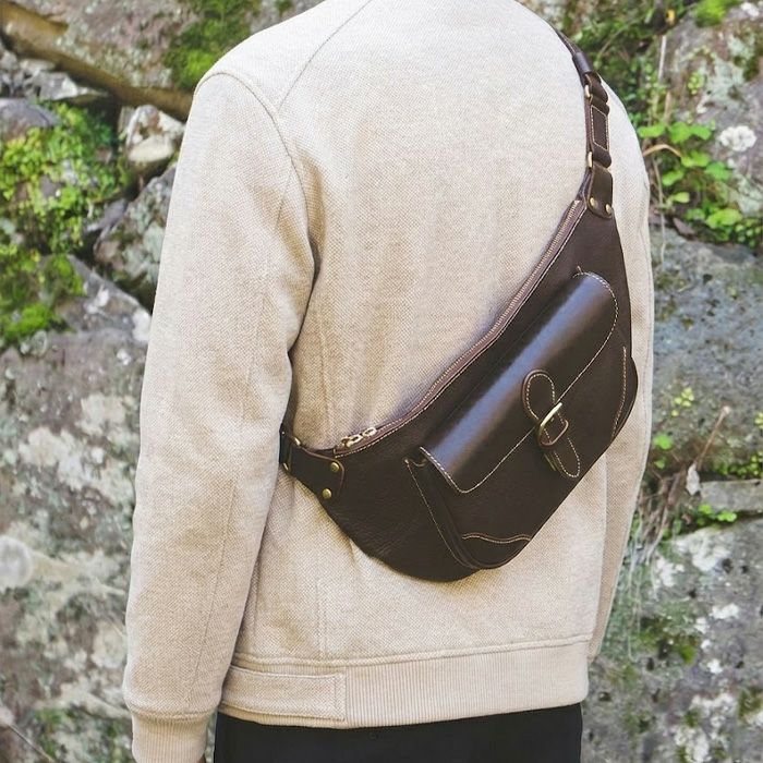 本革クロス & 1ポイントクロス デザイン / レザー ボディバッグ 18b483f9-1c77-4025-b1dc-