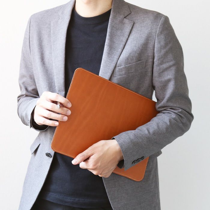土屋鞄　LEATHER CHOCOLATE クリップボード xa-suede-pouch-
