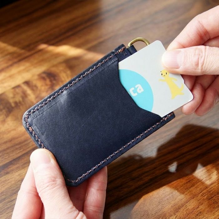 公式サイト・薬院本店限定/ルガトショルダー／パス・カードケース